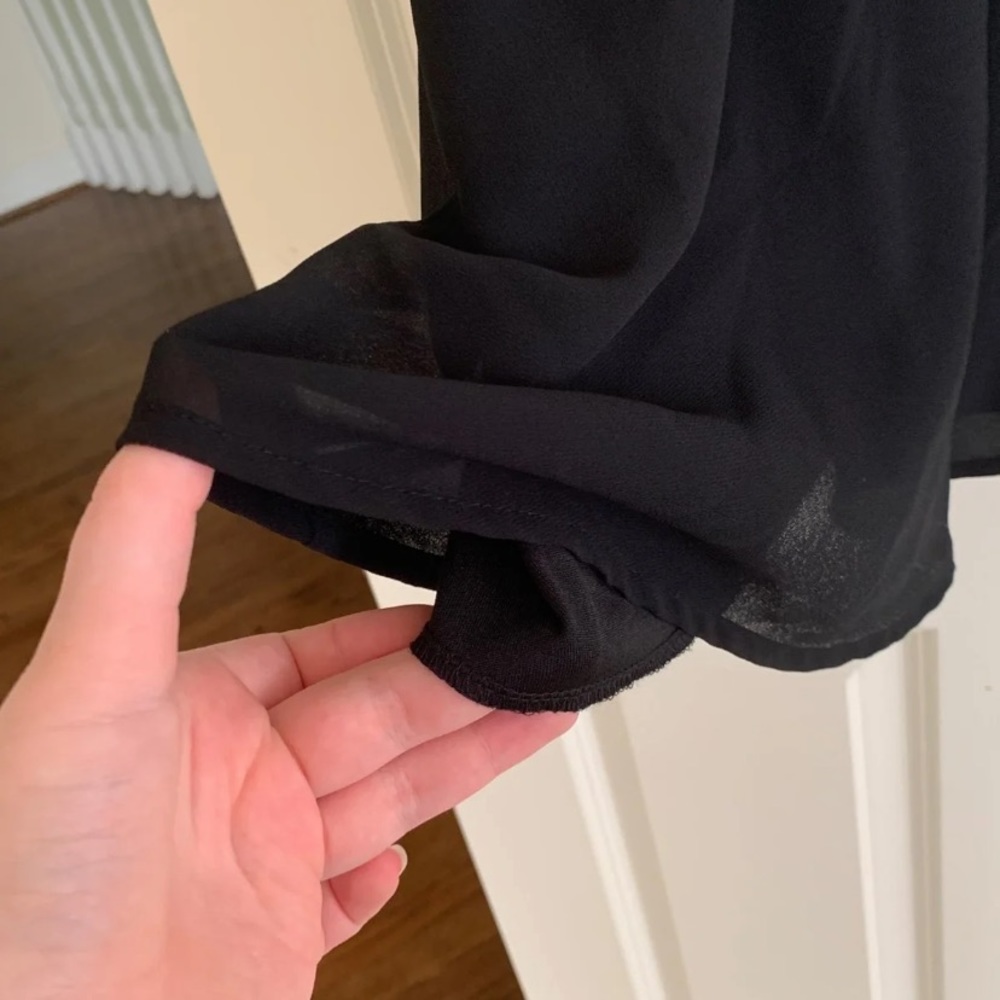 Dress (medium) - Picture 2 of 3